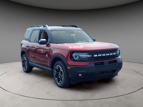 New 2026 Ford Bronco Sport Outer Banks AWD/4WD image 14