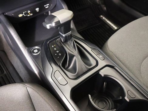 Used 2025 Kia K4 LXS image 7