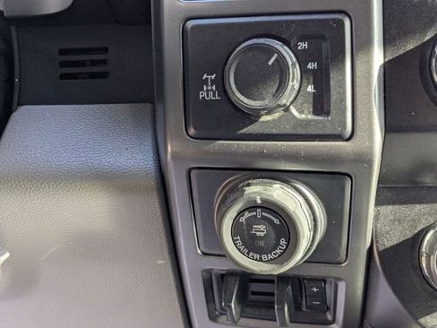 Used 2020 Ford F150 XLT w/ Equipment Group 302A Luxury image 17