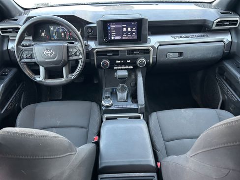 Certified 2025 Toyota Tacoma SR5 image 21