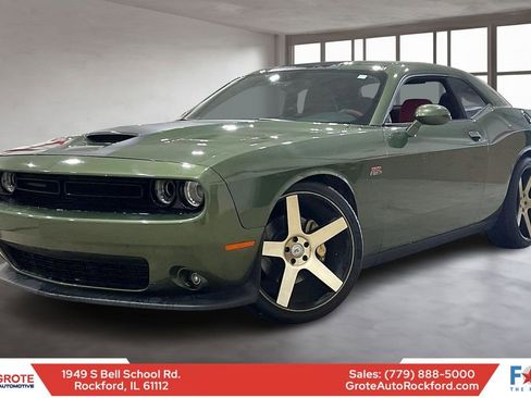 Used 2019 Dodge Challenger R/T Scat Pack w/ Stars & Stripes Edition image 1