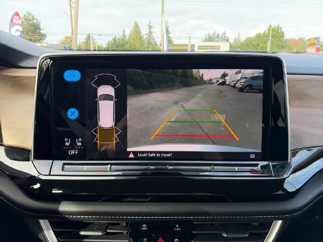Used 2025 Volkswagen Atlas SE FWD image 18
