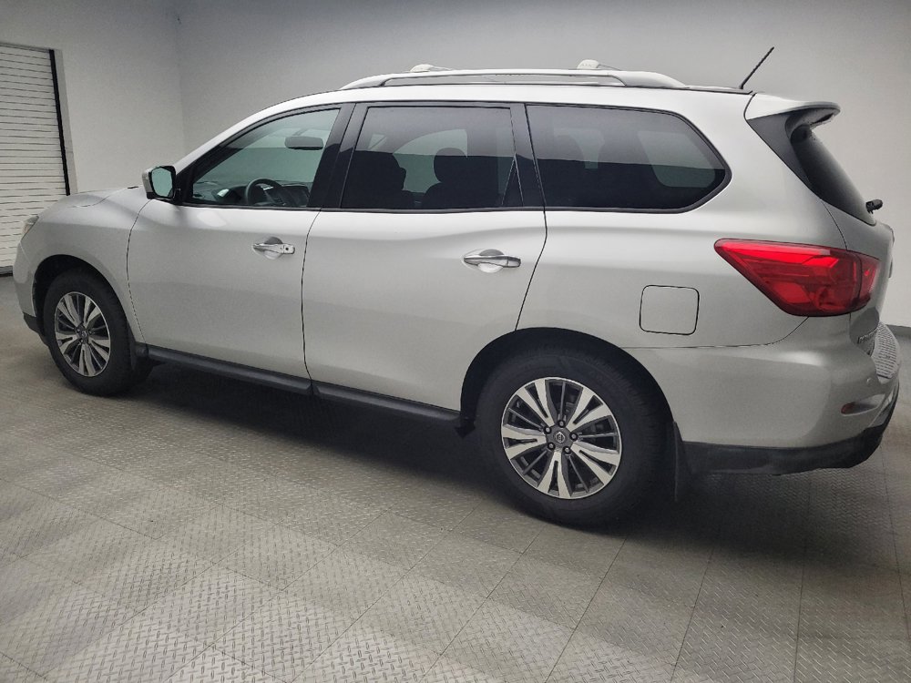Used 2017 Nissan Pathfinder SL AWD/4WD image 3