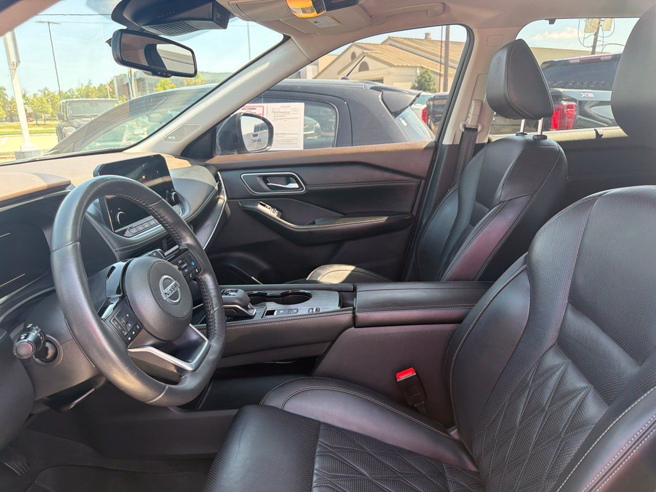Used 2021 Nissan Rogue Platinum FWD image 8