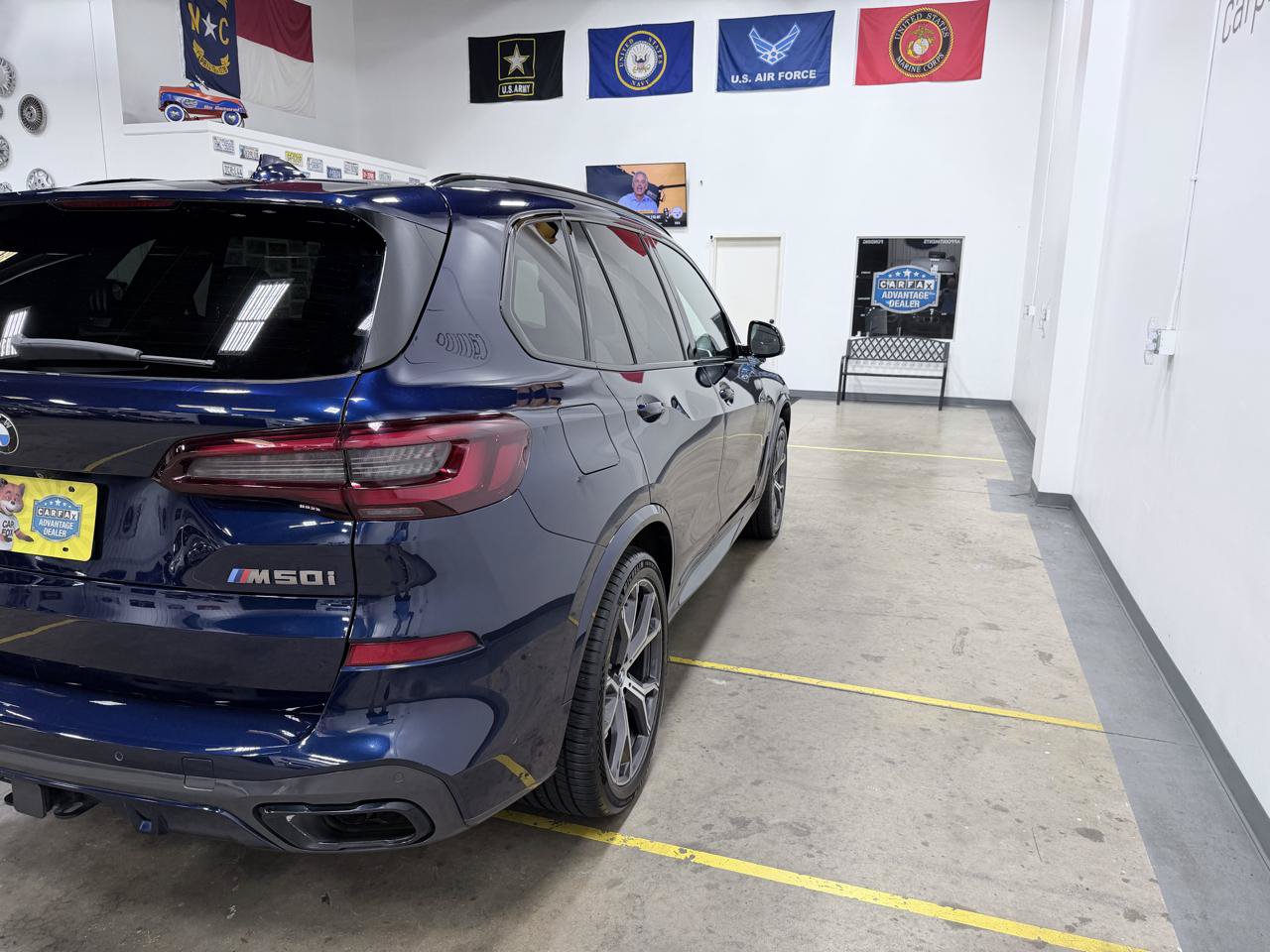 Used 2021 BMW X5 M50i w/ Executive Package AWD/4WD image 23