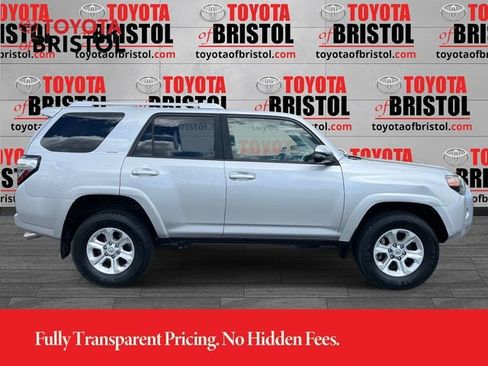 Used 2015 Toyota 4Runner SR5 Premium AWD/4WD image 2