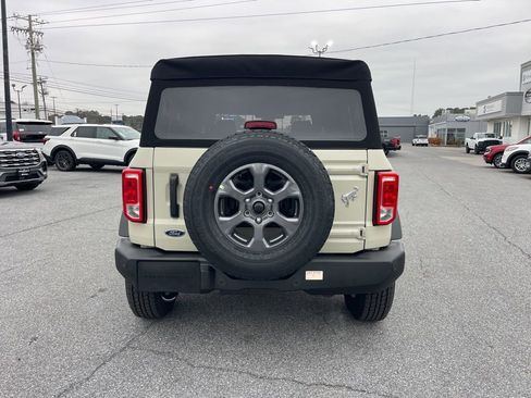 New 2025 Ford Bronco Big Bend image 5