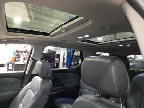 Used 2018 Chevrolet Traverse LT AWD/4WD image 15