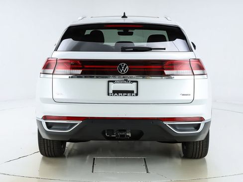 New 2026 Volkswagen Atlas Cross Sport SEL image 8