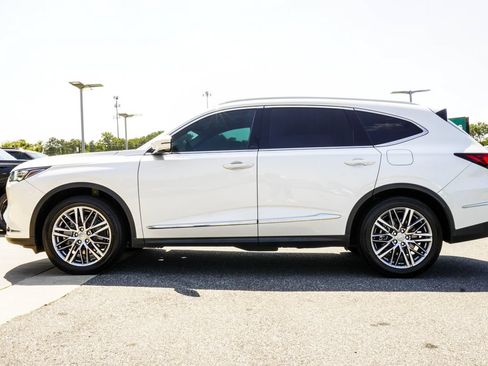 Used 2022 Acura MDX SH-AWD w/ Advance Package image 9