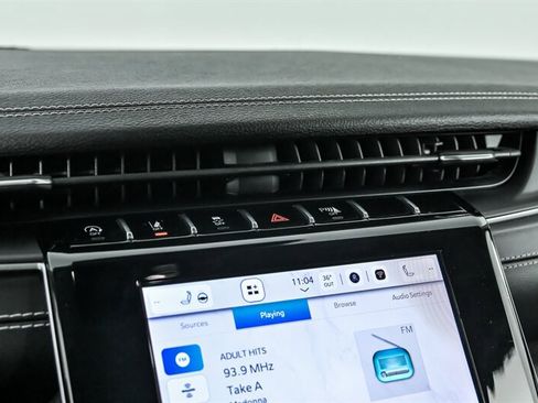 Used 2022 Jeep Grand Cherokee L Limited image 26