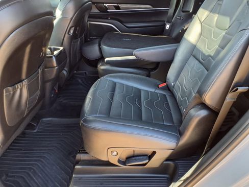 Used 2021 Kia Telluride SX w/ SX Prestige Package image 31