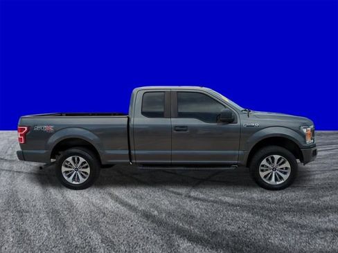 Used 2018 Ford F150 XL w/ Equipment Group 101A Mid AWD/4WD image 3
