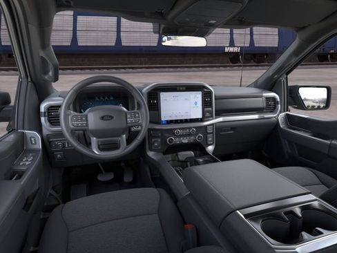 New 2026 Ford F150 XLT w/ XLT Black Appearance Package AWD/4WD image 9