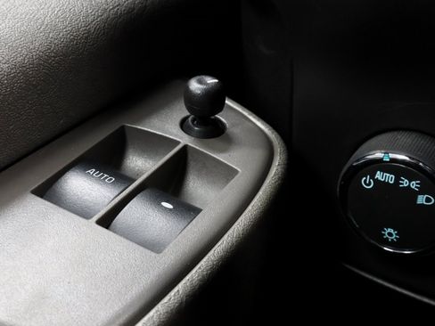 Used 2024 GMC Savana 2500 Work Van w/ Driver Convenience Package image 22