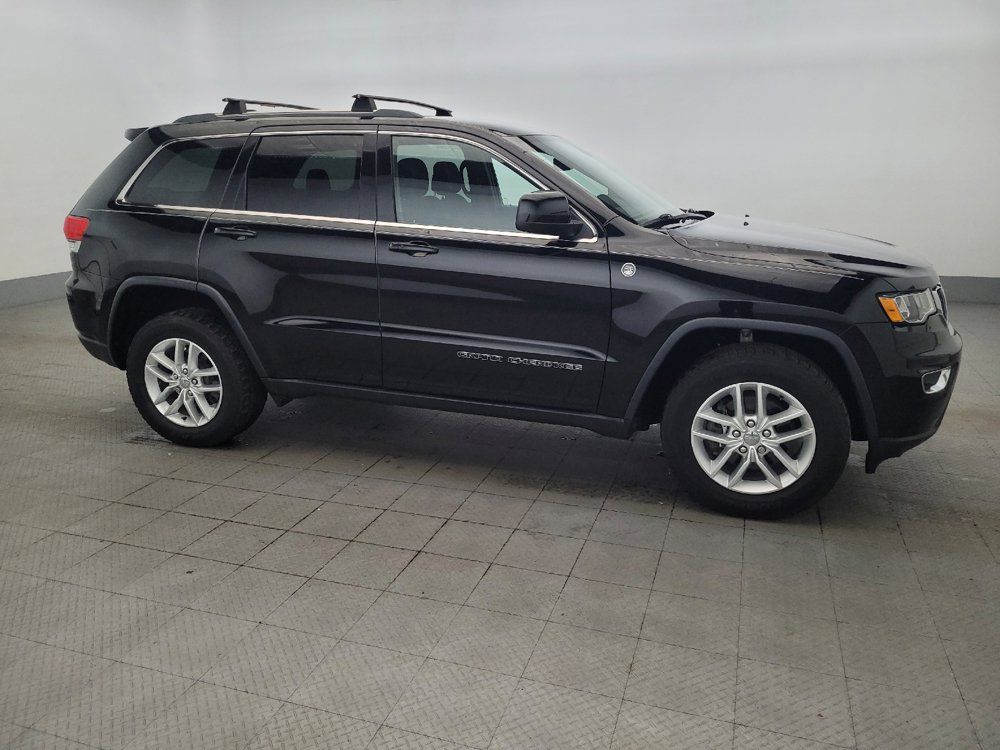 Used 2017 Jeep Grand Cherokee Laredo w/ Quick Order Package 23E AWD/4WD image 11