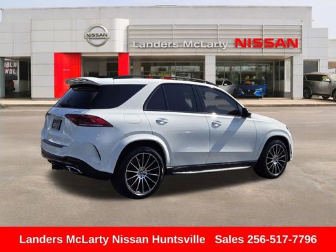 Used 2021 Mercedes-Benz GLE 350 4MATIC w/ AMG Line Exterior image 3