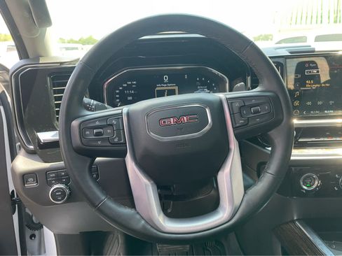 Used 2024 GMC Sierra 1500 Elevation AWD/4WD image 15