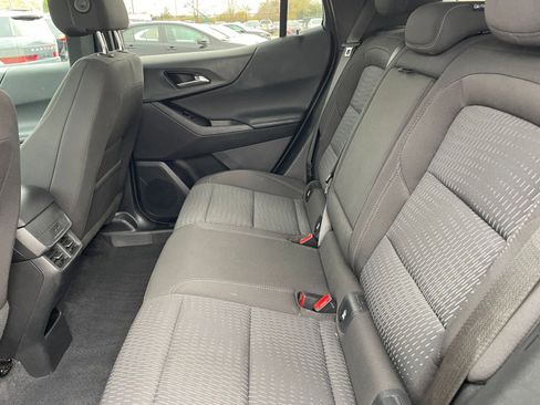 Used 2025 Chevrolet Equinox LT image 25