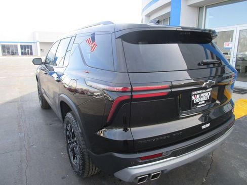 Certified 2024 Chevrolet Traverse Z71 w/ Enhanced Driving Package image 3