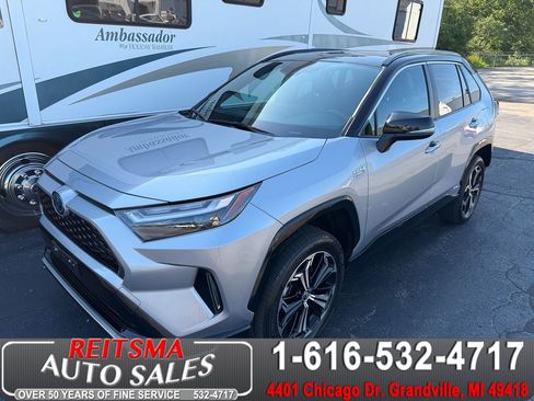 Used 2023 Toyota RAV4 XSE AWD/4WD image 1