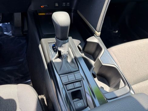 Used 2025 Toyota Camry LE FWD image 28