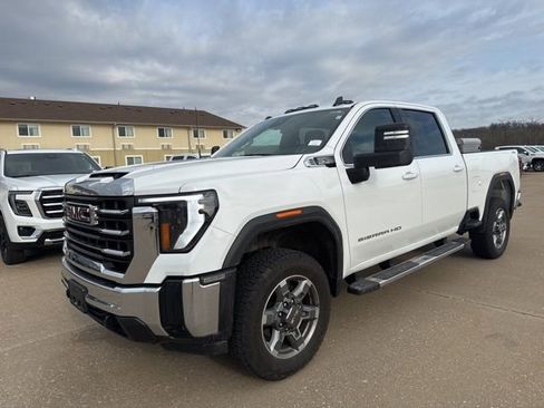 Used 2025 GMC Sierra 2500 SLE w/ SLE Value Package; image 8