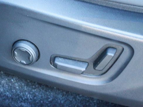 Used 2023 Volvo C40 P8 Recharge Plus w/ Protection Package Premier image 22