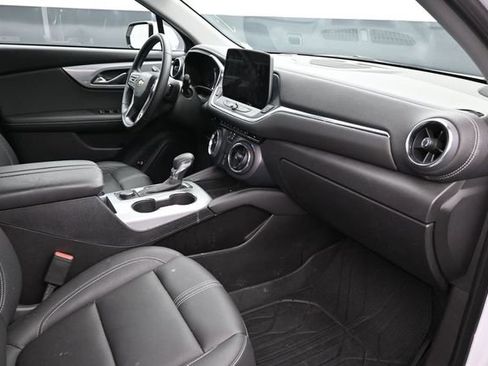 Used 2024 Chevrolet Blazer LT w/ LPO, Floor Liner Package FWD image 17