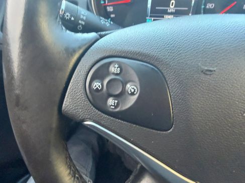 Used 2016 Chevrolet Impala LT w/ Convenience Package FWD image 13