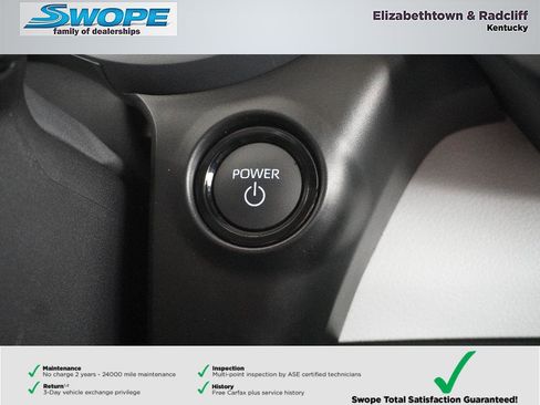 Used 2025 Toyota Sienna XLE image 19