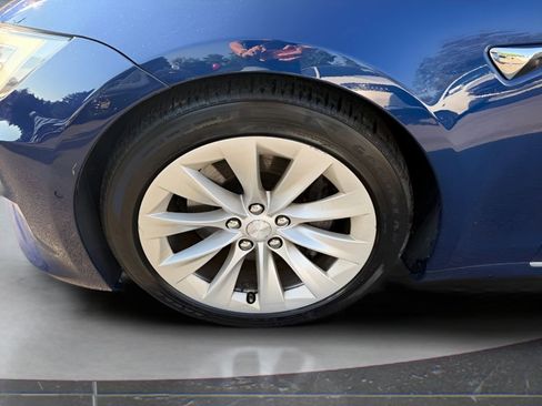 Used 2017 Tesla Model S 75D AWD/4WD image 9