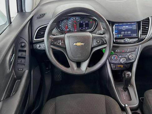 Used 2019 Chevrolet Trax LS w/ Tint and Cruise Package image 16