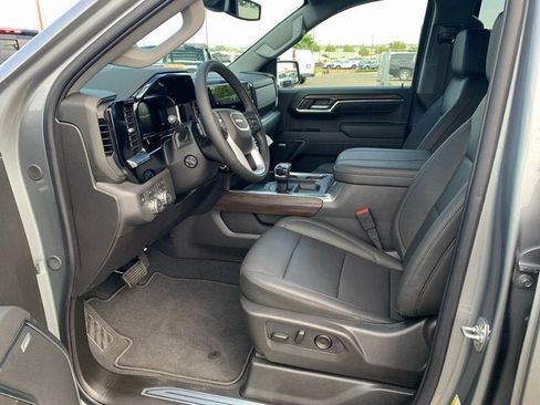 New 2026 GMC Sierra 1500 SLT w/ SLT Convenience Package image 15