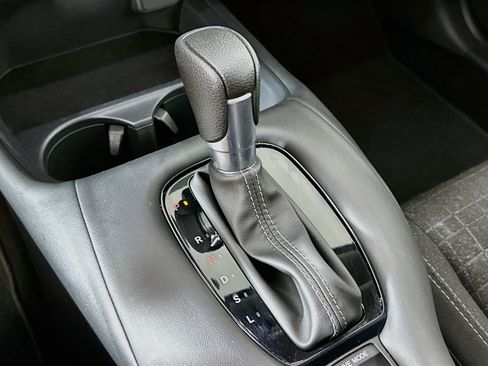 Used 2025 Honda HR-V LX image 22