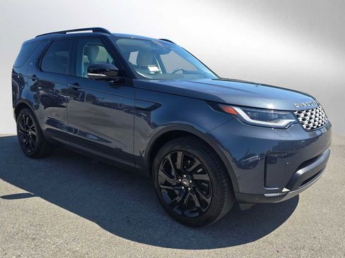 Used 2025 Land Rover Discovery S AWD/4WD image 7