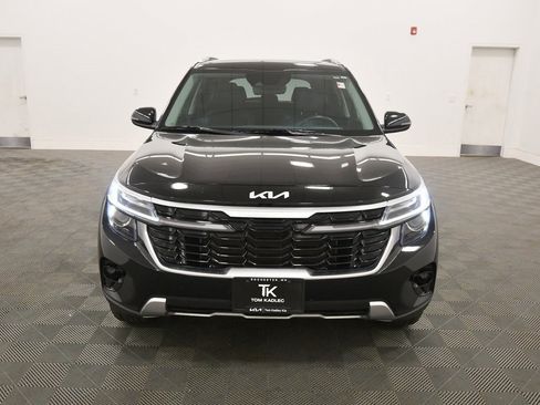 Certified 2024 Kia Seltos EX image 11