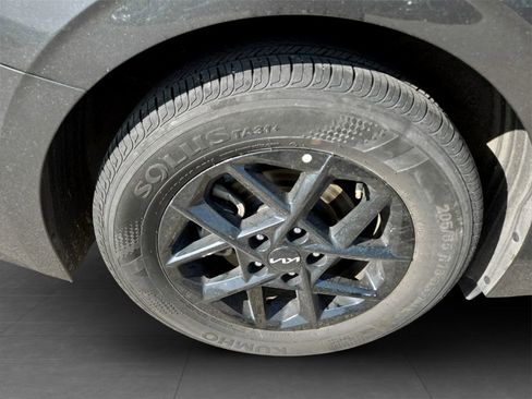 Used 2025 Kia K5 LXS FWD image 33