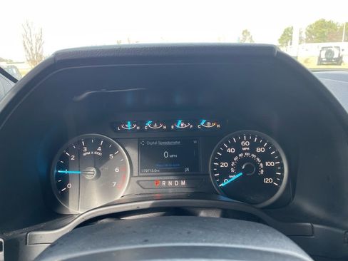 Used 2019 Ford F150 XLT w/ Equipment Group 302A Luxury image 15