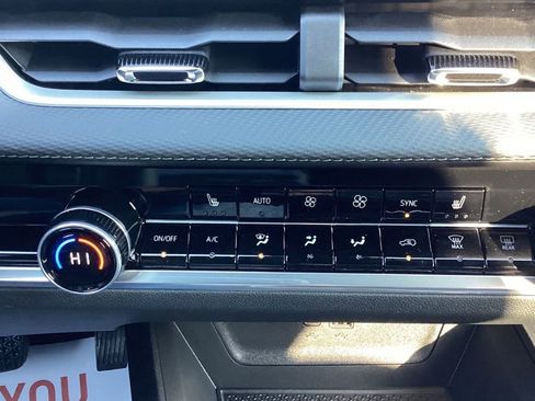 New 2026 Chevrolet Equinox LT w/ Convenience Package II image 23