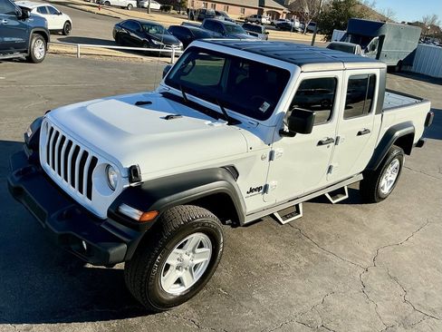 Used 2020 Jeep Gladiator Sport w/ Quick Order Package 24S image 5