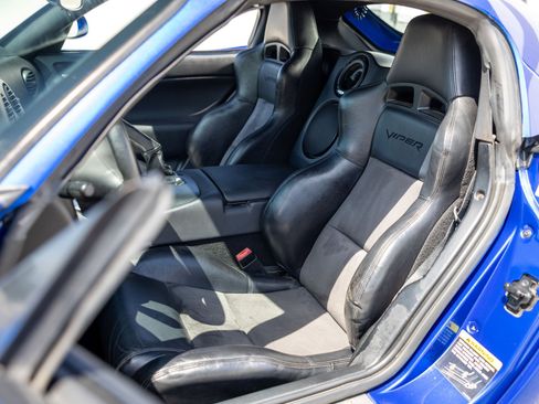 Used 2006 Dodge Viper SRT-10 RWD image 38