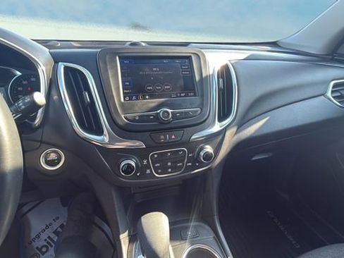 Used 2024 Chevrolet Equinox LT image 10