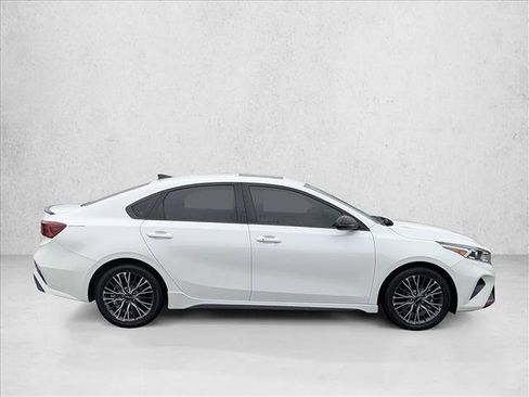Used 2024 Kia Forte GT-Line w/ GT-Line Premium Package FWD image 4