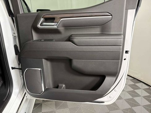 Used 2023 GMC Sierra 1500 SLT w/ SLT Premium Package image 14