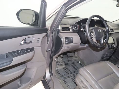 Used 2016 Honda Odyssey Touring image 47