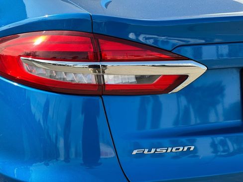 Used 2020 Ford Fusion SE image 33