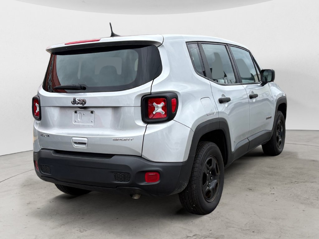 Used 2021 Jeep Renegade Sport AWD/4WD image 3