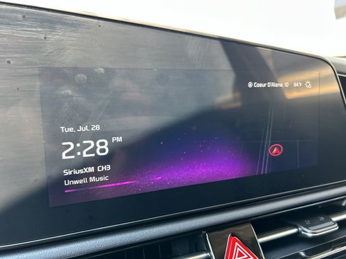 Certified 2025 Kia Niro EX FWD image 20