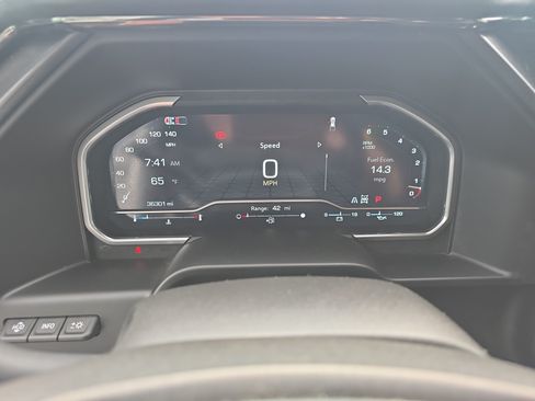 Used 2024 GMC Sierra 1500 AT4 w/ Technology Package AWD/4WD image 23